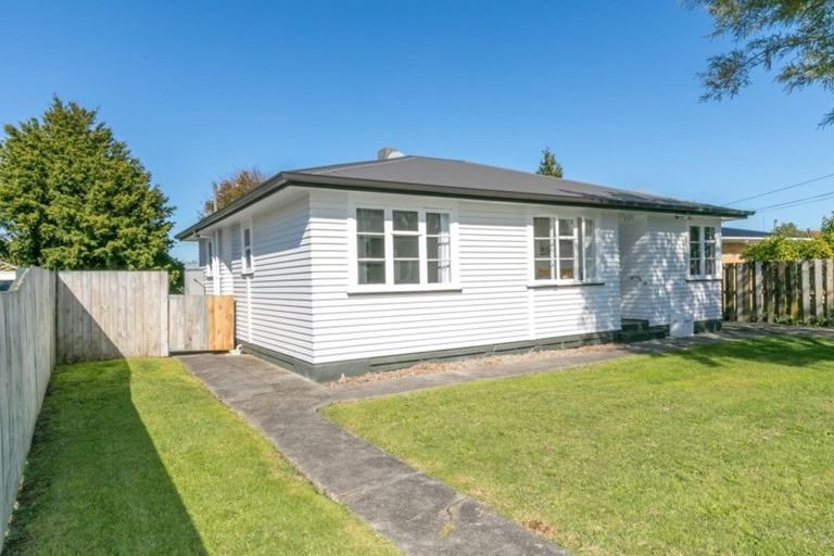 Photo of property in 24 Minifie Avenue, Melville, Hamilton, 3206