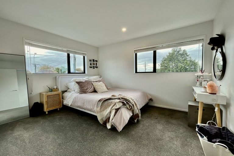 Photo of property in 1/52 Hills Road, Edgeware, Christchurch, 8013