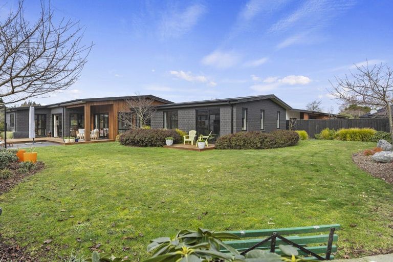 Photo of property in 7 Westpark Boulevard, Rangiora, 7400