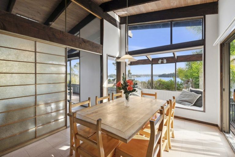 Photo of property in 132 Aeroview Drive, Beach Haven, Auckland, 0626