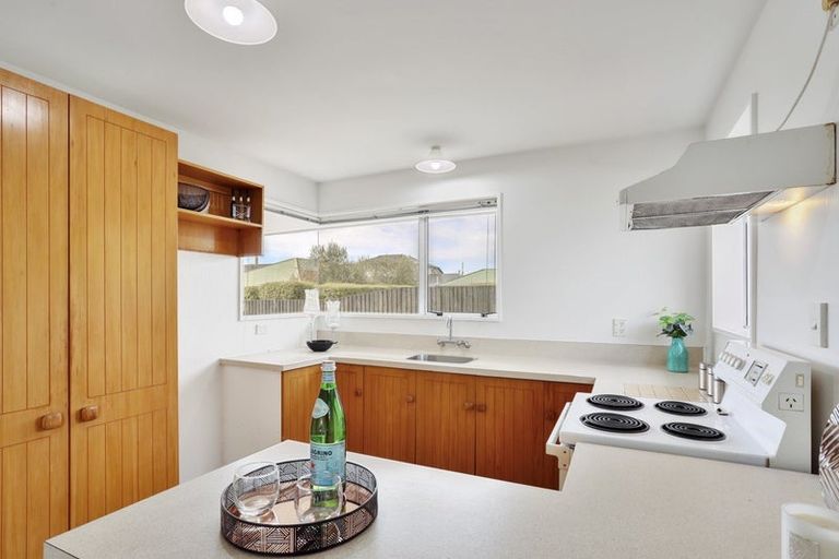 Photo of property in 3/303 Burwood Road, Burwood, Christchurch, 8083
