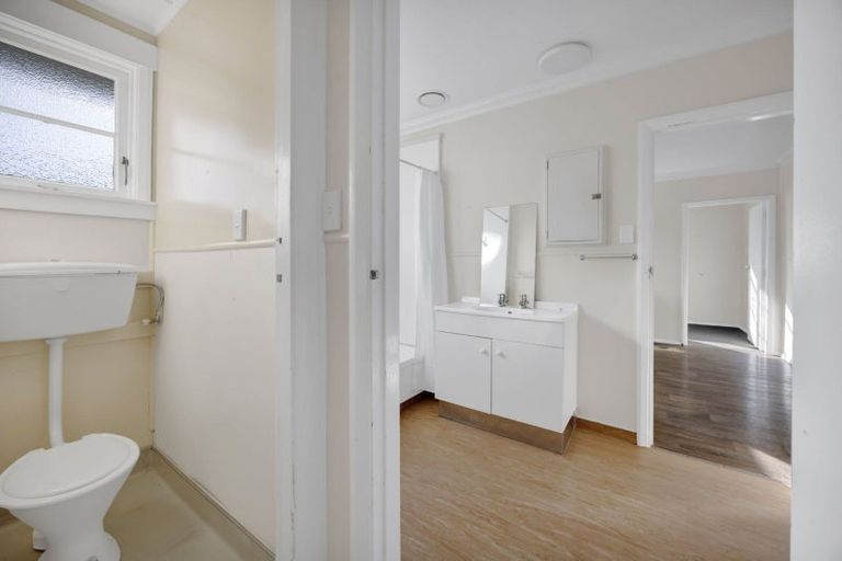 Photo of property in 27 Strange Street, Waitara, 4320