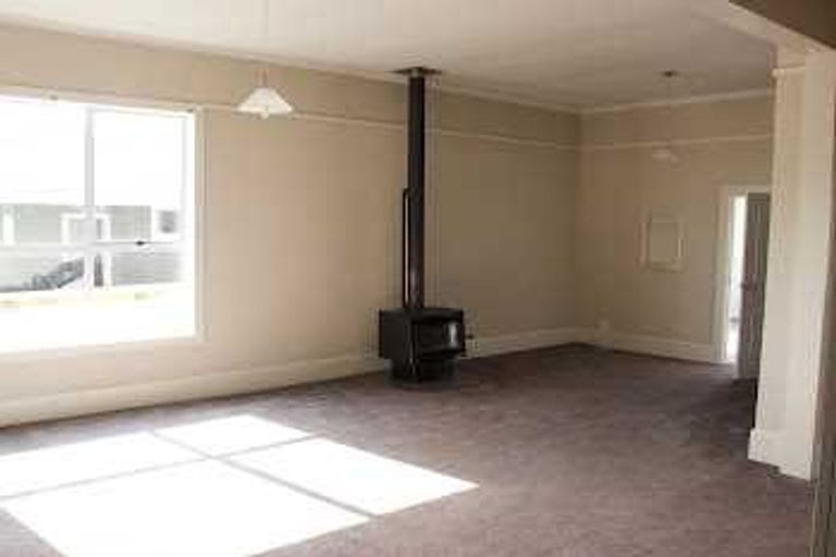 Photo of property in 68 East Street, Feilding, 4702