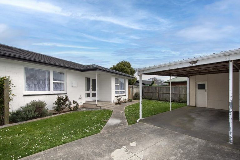 Photo of property in 6a Meldrum Place, Bishopdale, Christchurch, 8051