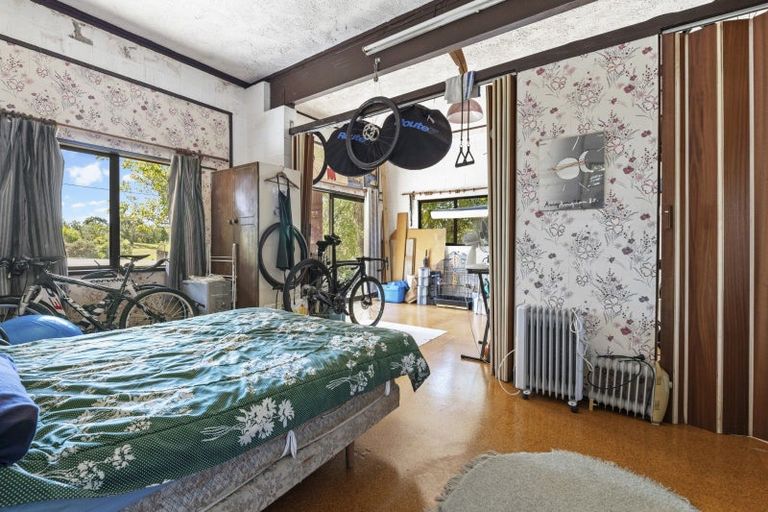 Photo of property in 1277 Whangaparaoa Road, Gulf Harbour, Whangaparaoa, 0930