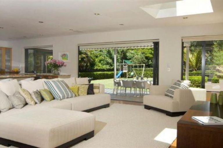 Photo of property in 11 Audrey Road, Takapuna, Auckland, 0620