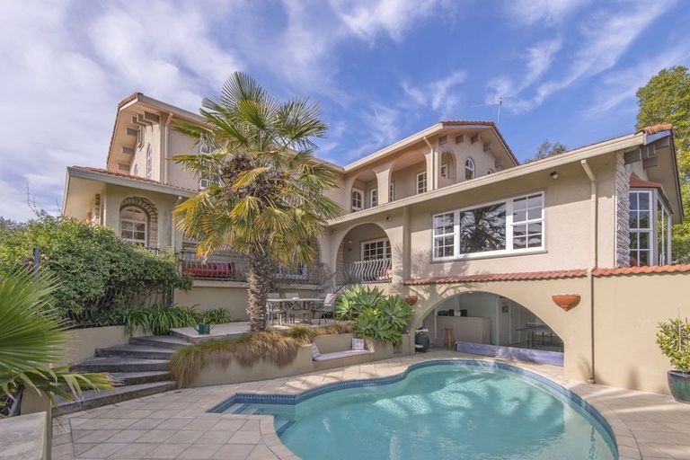 Photo of property in 6 Bengal Drive, Cashmere, Christchurch, 8022