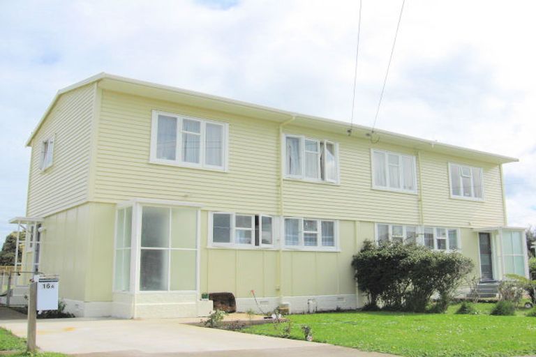 Photo of property in 18 Hadfield Crescent, College Estate, Whanganui, 4500