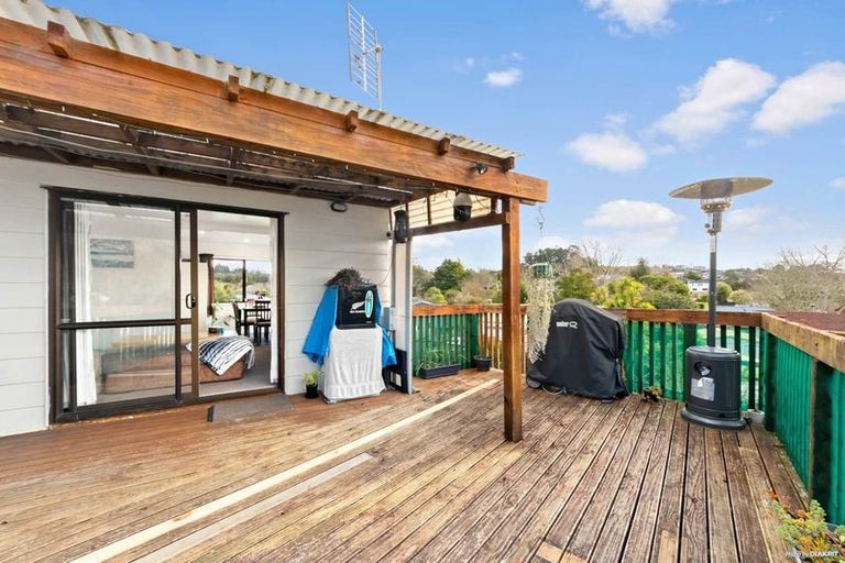 Photo of property in 23 Kellett Road, Ranui, Auckland, 0612