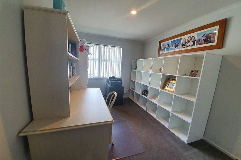 Photo of property in 61 Sunningdale Street, Wattle Downs, Auckland, 2103