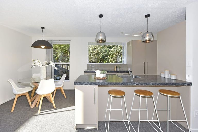 Photo of property in 2/19 Moreland Avenue, Papanui, Christchurch, 8053