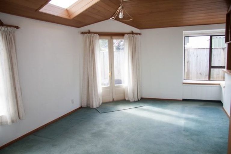 Photo of property in 6 Miro Street, Woburn, Lower Hutt, 5010