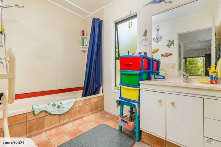 Photo of property in 118 Wiroa Road, Kerikeri, 0293