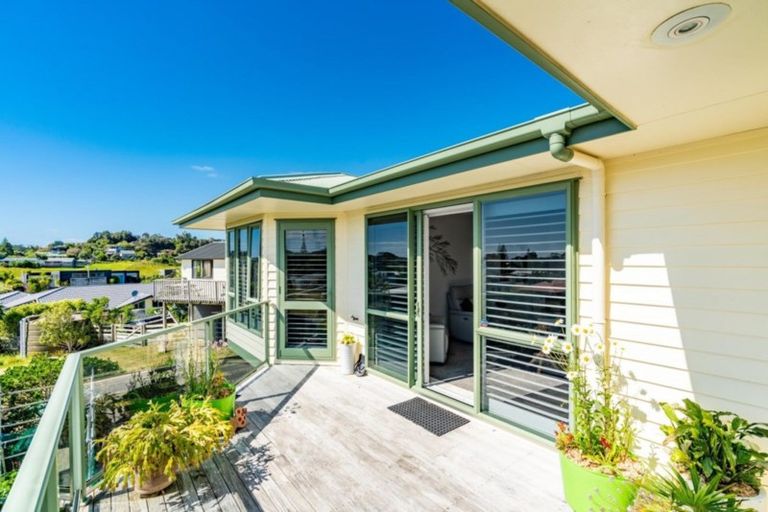 Photo of property in 6 Driftwood Place, Mangawhai Heads, Mangawhai, 0505