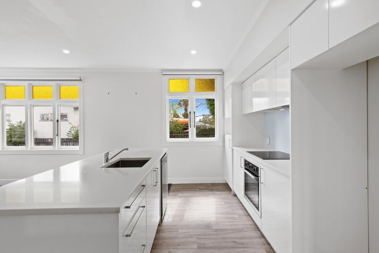 Photo of property in 30a Bent Street, Putaruru, 3411