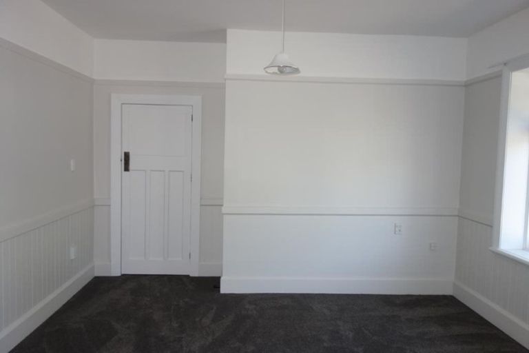 Photo of property in 2/24 North Avon Road, Richmond, Christchurch, 8013