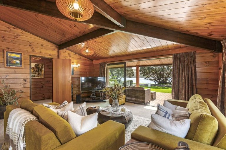 Photo of property in 23 Cliff Street, Raglan, 3225