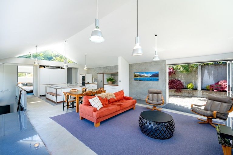 Photo of property in 2 Tenby Street, Wanaka, 9305