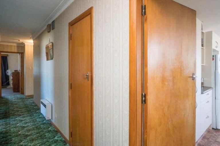 Photo of property in 317 South Road, Hawera, 4610