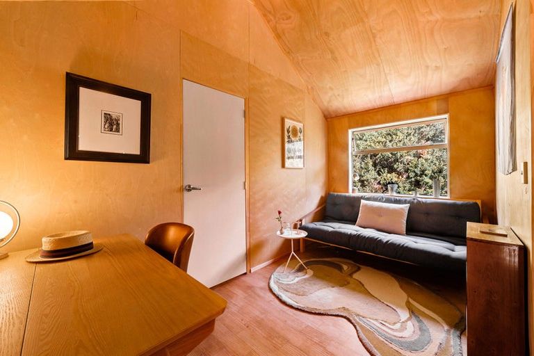 Photo of property in 20 Valley Street, Island Bay, Wellington, 6023