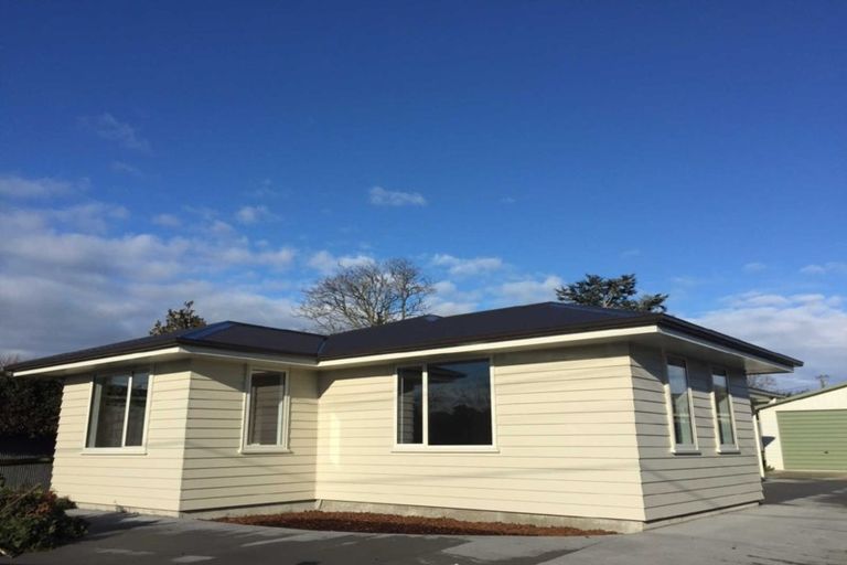 Photo of property in 21 Niagara Street, Wainoni, Christchurch, 8061