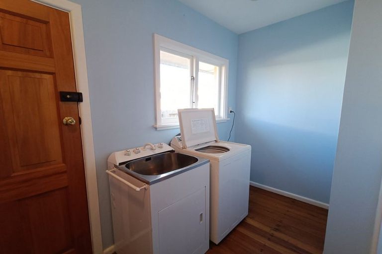 Photo of property in 35 Carruthers Street, Ilam, Christchurch, 8041