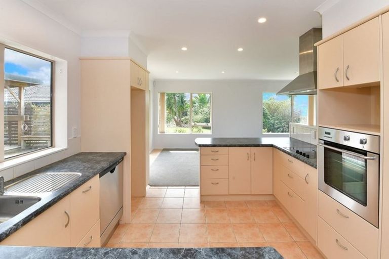 Photo of property in 7 Omana Avenue, Shelly Beach, Helensville, 0874