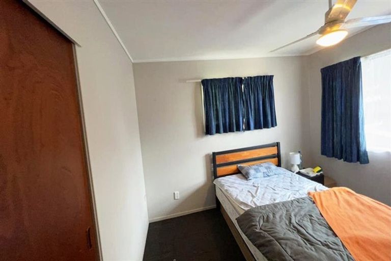 Photo of property in 2/44 Willis Road, Papakura, 2110