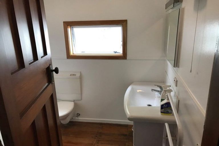 Photo of property in 326 Bay View Road, South Dunedin, Dunedin, 9012