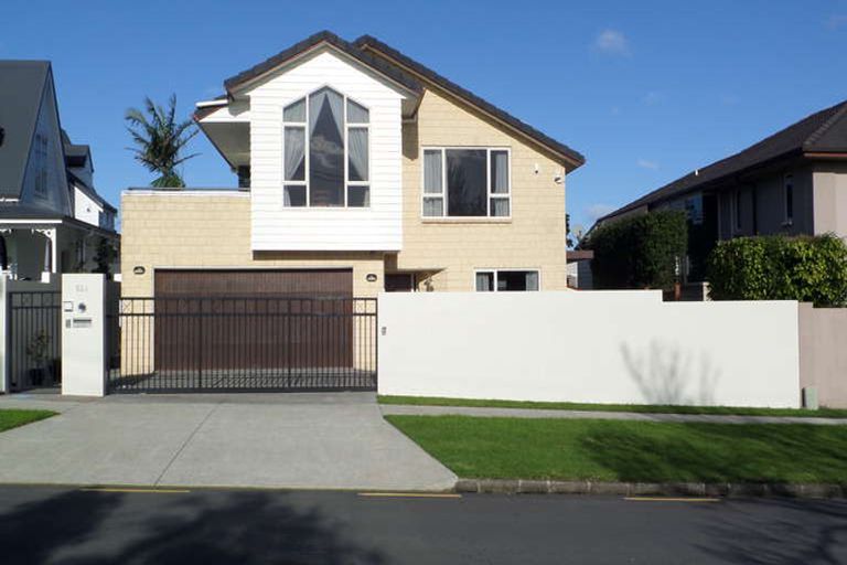 Photo of property in 52a Takutai Avenue, Half Moon Bay, Auckland, 2012