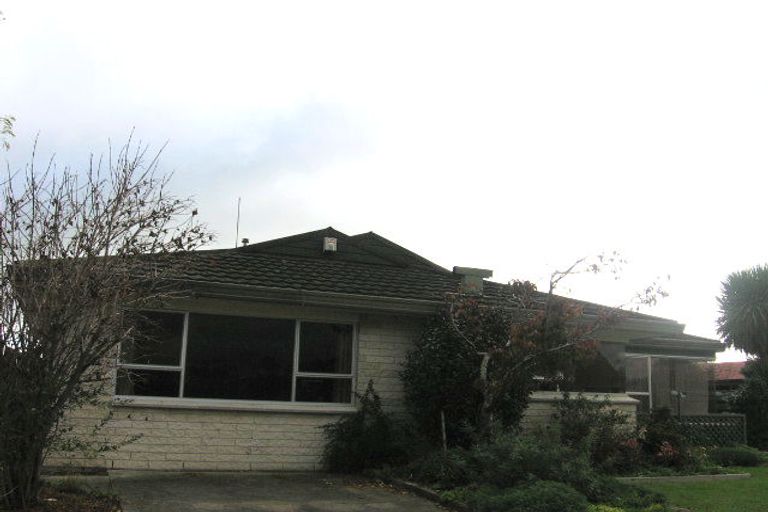 Photo of property in 60 Pencarrow Street, Highbury, Palmerston North, 4412