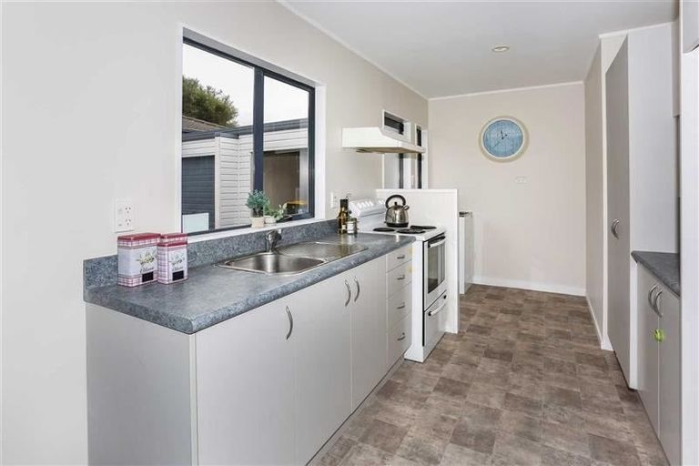 Photo of property in 1/34 Limond Street, Randwick Park, Auckland, 2105