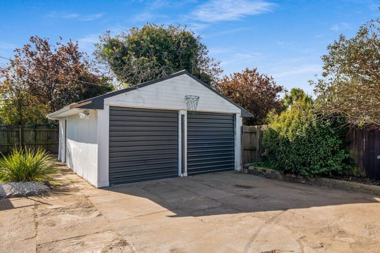 Photo of property in 327a Breezes Road, Aranui, Christchurch, 8061