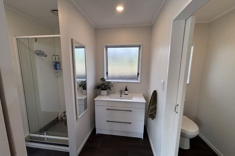 Photo of property in 16 Camellia Avenue, Bell Block, New Plymouth, 4312