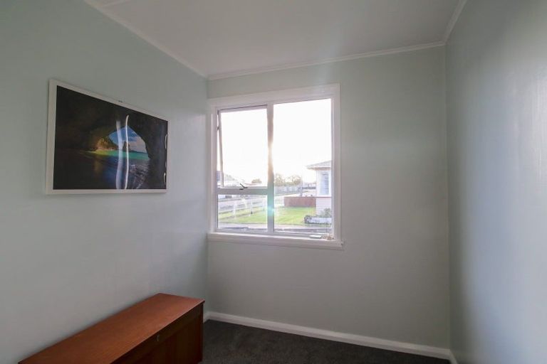 Photo of property in 5 Jenks Street, Foxton, 4814