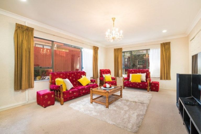 Photo of property in 7a Putini Road, Mangere Bridge, Auckland, 2022