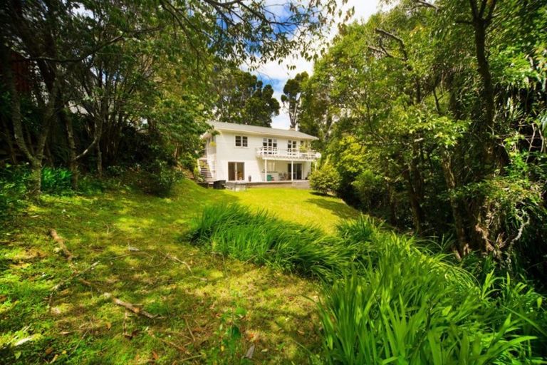 Photo of property in 180 Hinemoa Street, Birkenhead, Auckland, 0626