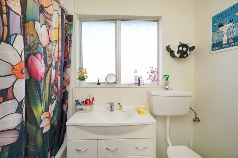 Photo of property in 44 Wicklow Street, Clifton, Invercargill, 9812