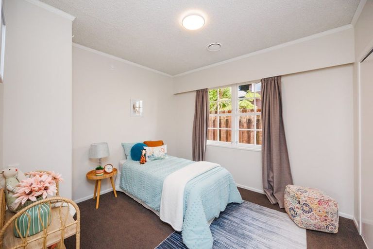 Photo of property in 65 Buick Crescent, Awapuni, Palmerston North, 4412