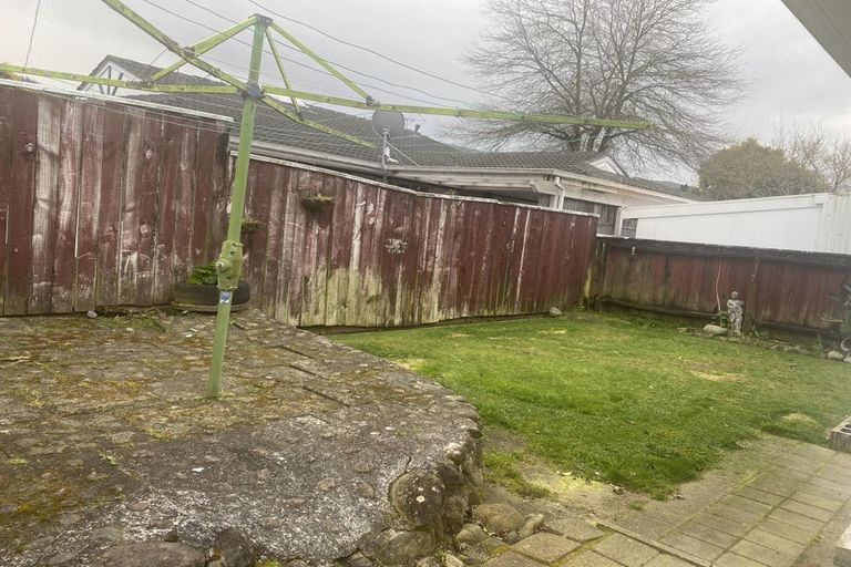 Photo of property in 2 Garnet Grove, Birchville, Upper Hutt, 5018