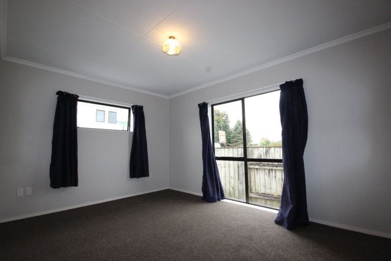 Photo of property in 19a Cedar Grove, Highbury, Palmerston North, 4412