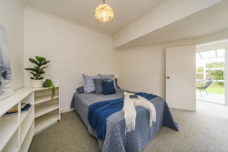 Photo of property in 26 Rangitira Avenue, Palmerston North, 4414