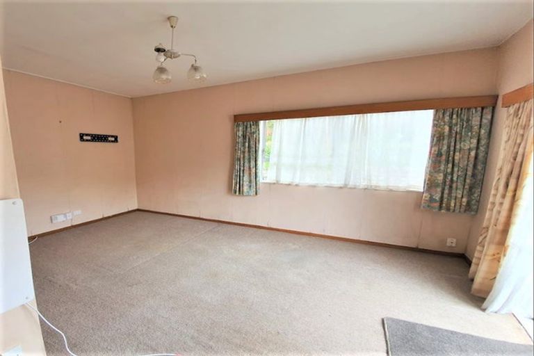 Photo of property in 8 Phillip Street, Johnsonville, Wellington, 6037