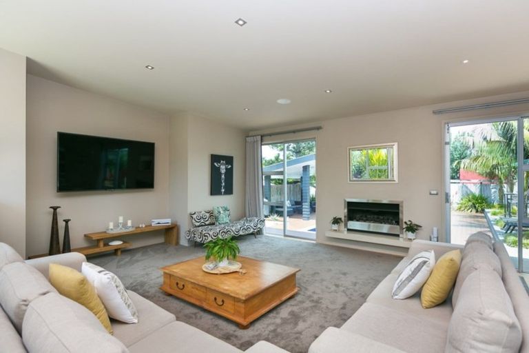 Photo of property in 22 Patterson Road, Hurworth, New Plymouth, 4371