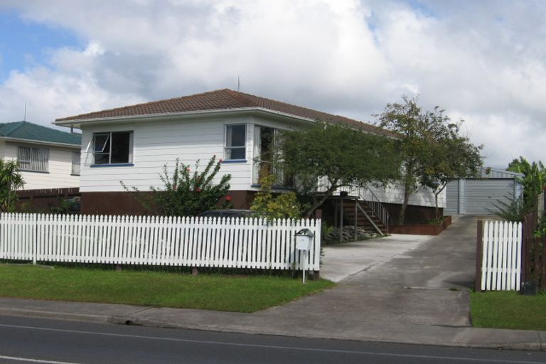 Photo of property in 129 Universal Drive, Henderson, Auckland, 0610