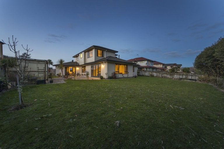 Photo of property in 98 Pacific Drive, Fitzherbert, Palmerston North, 4410