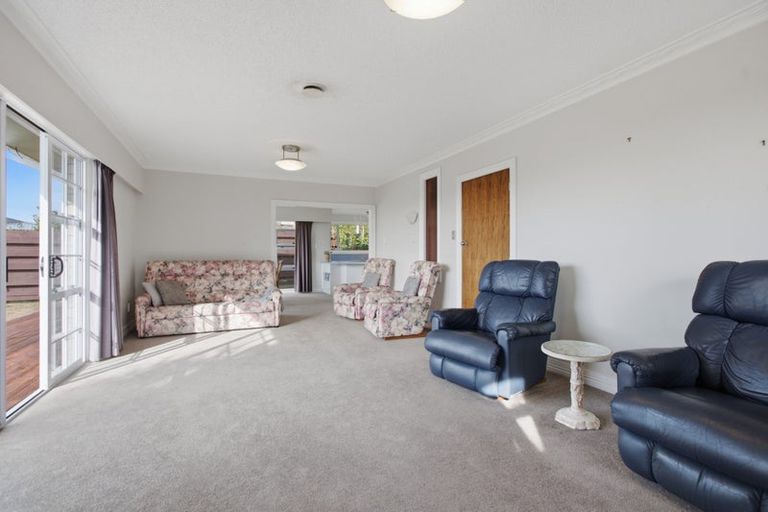 Photo of property in 34 Truby King Street, Merrilands, New Plymouth, 4312