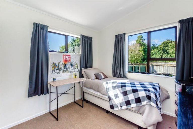 Photo of property in 65 Arawhata Road, Paraparaumu, 5032