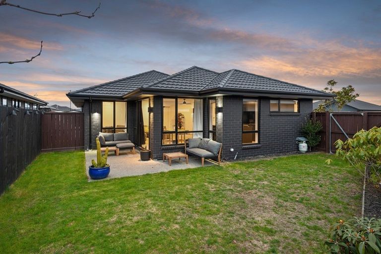 Photo of property in 11 Donne Street, Marshland, Christchurch, 8083