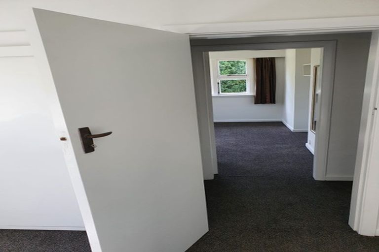 Photo of property in 310 Riccarton Road, Upper Riccarton, Christchurch, 8041